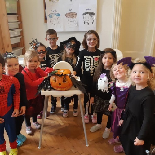 halloween2.jpg